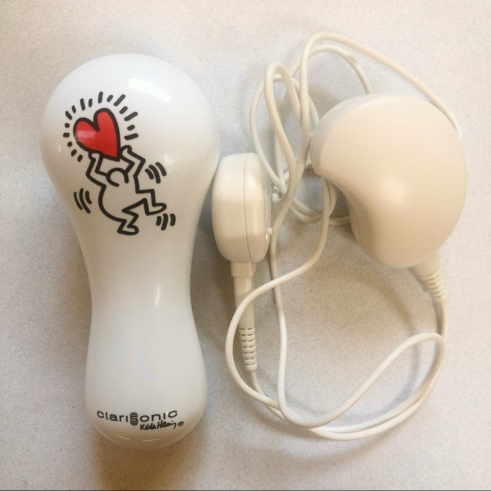 CLARISONIC Mia 2 Keith Haring Design + Charger